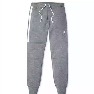 Nike tech fleece joggers carbon heather grey mens